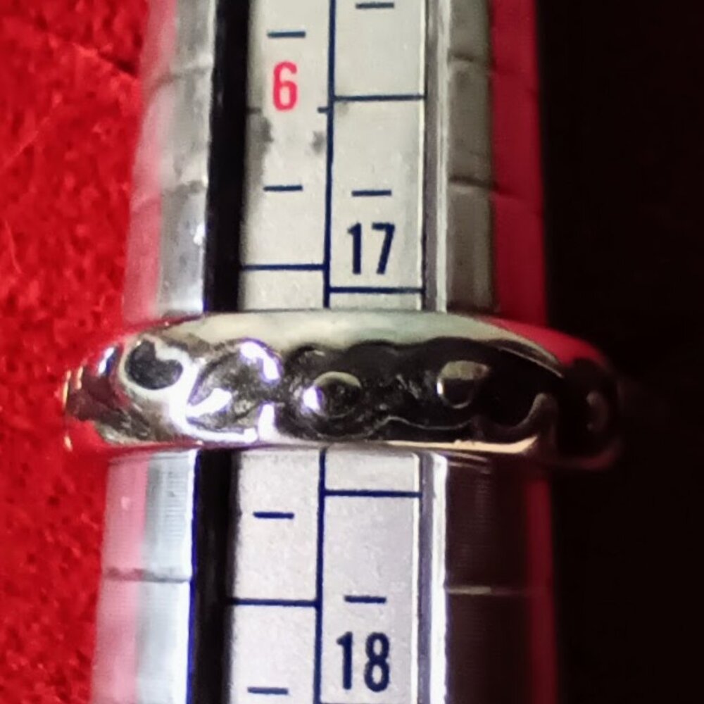 Vintage 925 Sterling Silver Grooved Carved Ring- Size 7